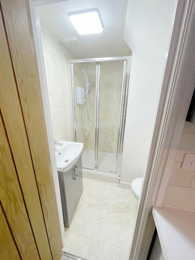Agyeman Property Aldershot Buitenkant foto